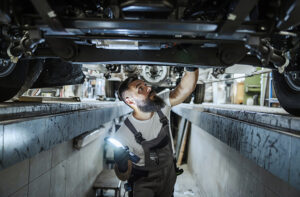 تست کردن توسط متخصص